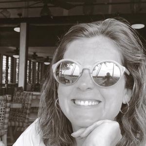 Meet your Posher, Eva